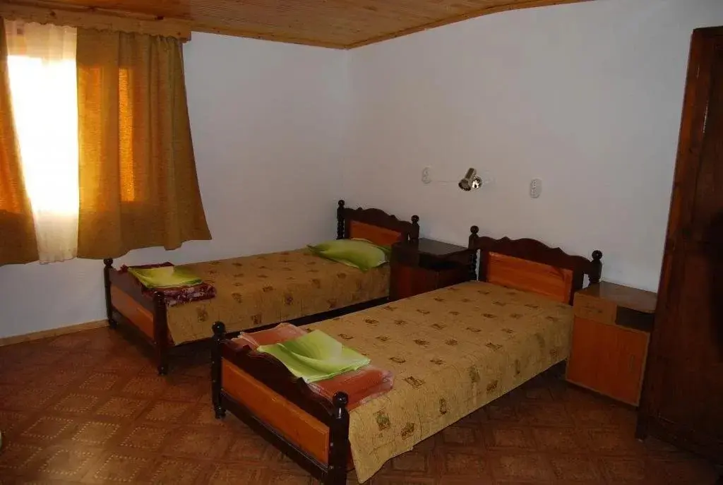 Черноморец: Family Hotel Golden Lion