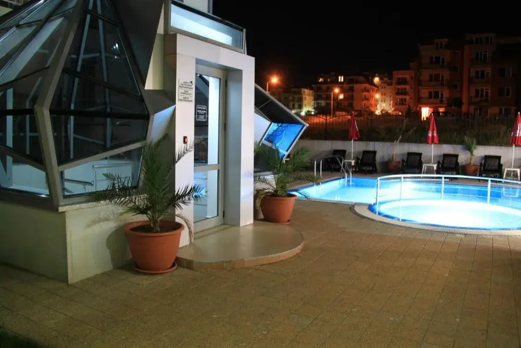 Приморско: Guest House ASK