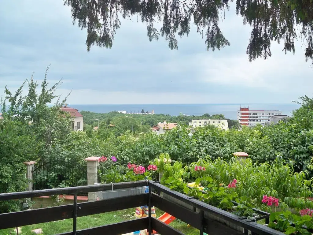 Варна: Guest House Dvata Bora