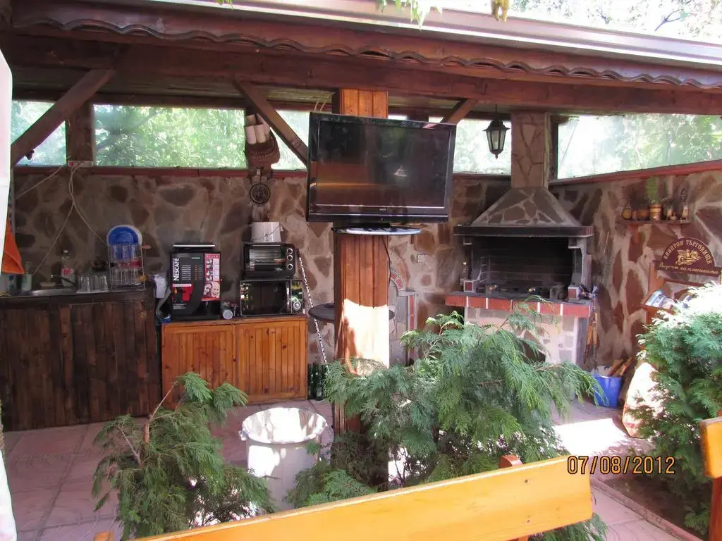 Варна: Guest House Dvata Bora