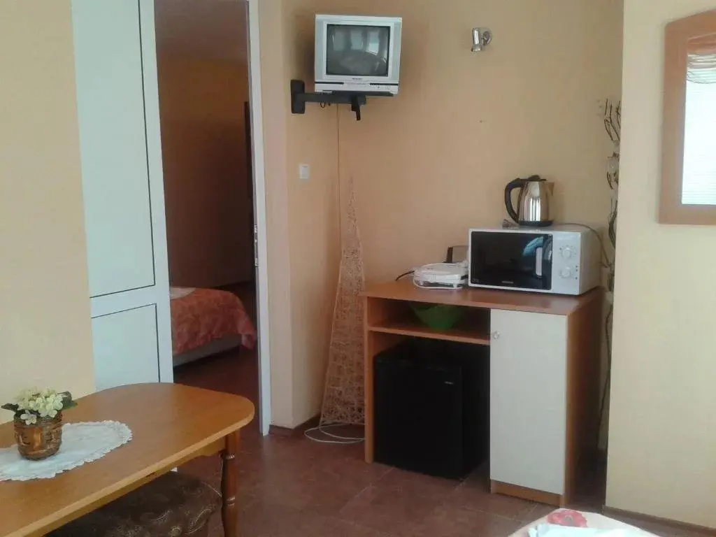 Созополь: Family Hotel Perla