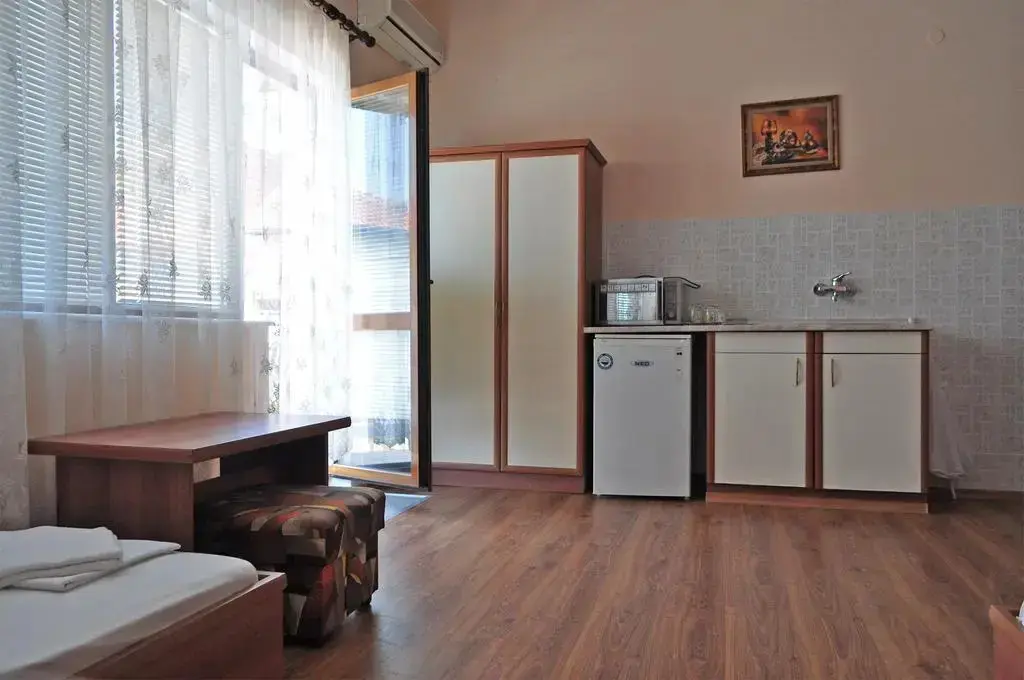 Китен: Family hotel Green Home