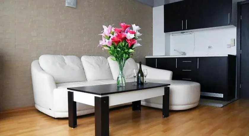 Царево: Aparthotel VRIS