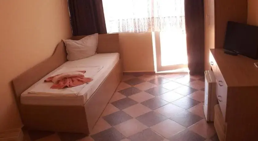 Варна: Hotel Angy