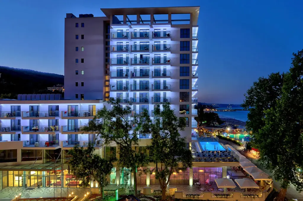 Варна: Grifid Hotel Metropol - Premium All Inclusive