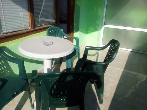 Лозенец: Guest House Nikolovi