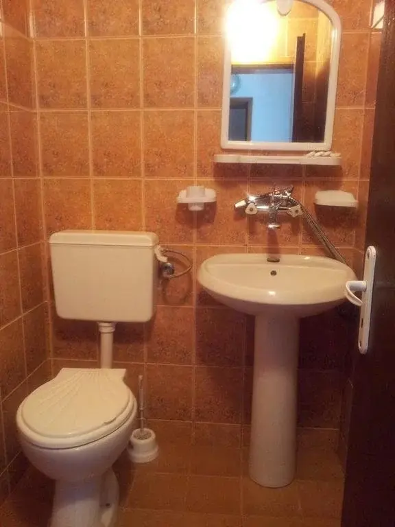 Лозенец: Guest House Nikolovi