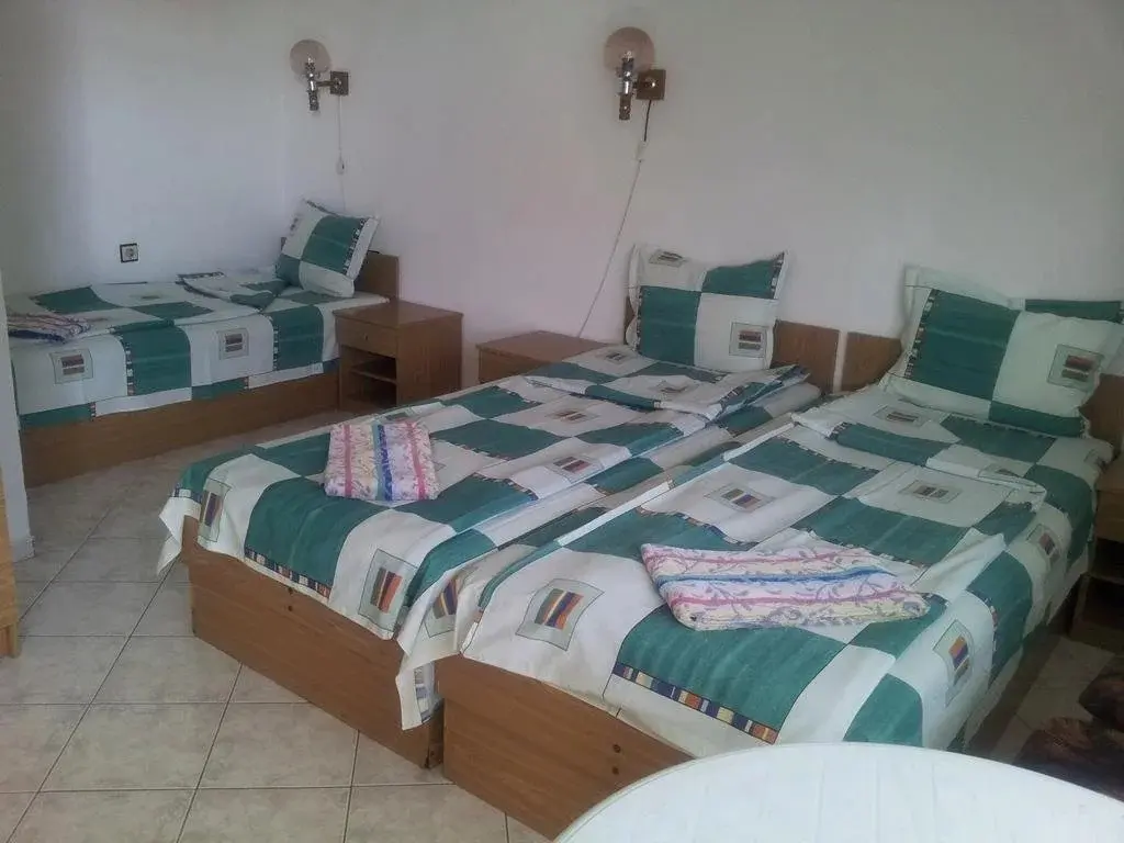 Лозенец: Guest House Nikolovi