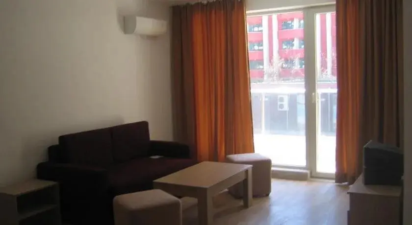 Солнечный берег: Persey Holiday Apartments Sunny Beach