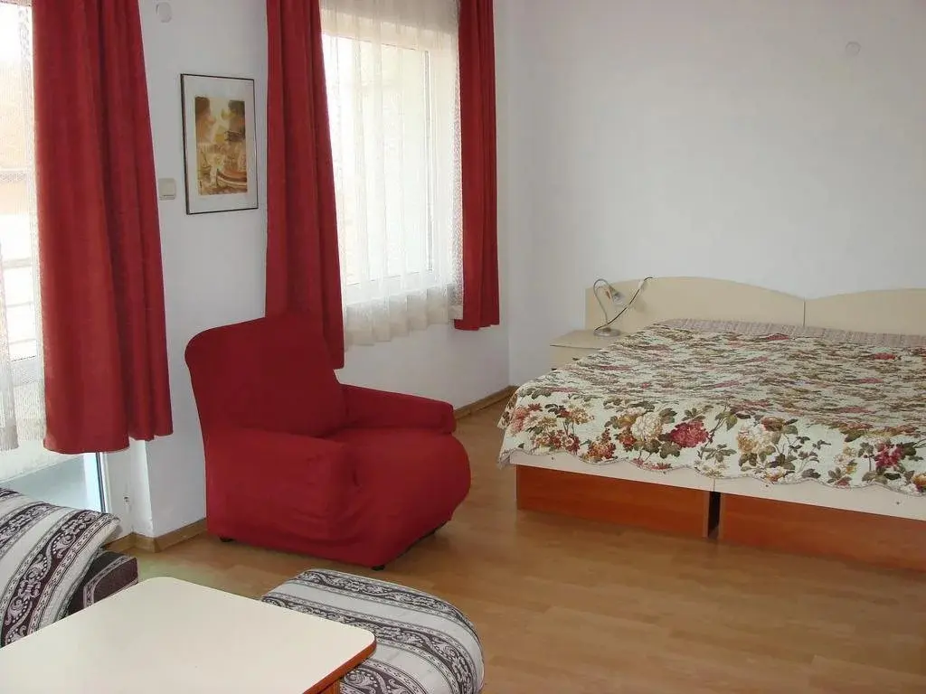 Созополь: Family Hotel Prodanovi