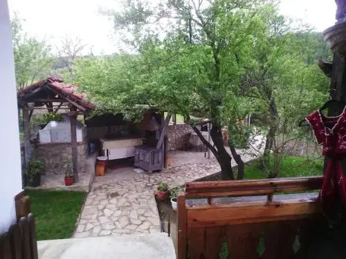 Драгоман: Guest House Bor