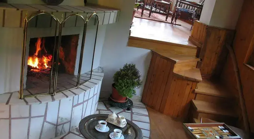 Извос: Guest House & Bistro Castle Cottage