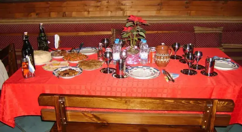 Калофер: Guest House & Tavern At The Ladys (Chorbadzhiyka)