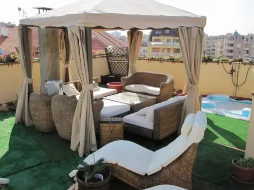 Варна: Central one bedroom apartment Divine