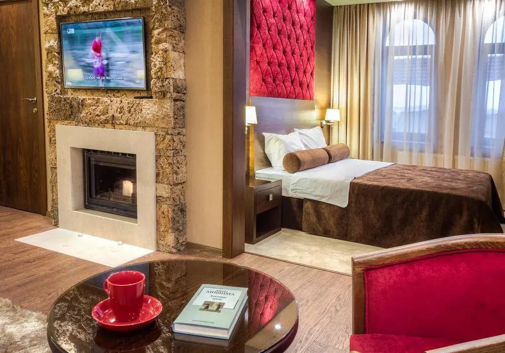 Троян: Family Hotel Strannopriemnitza