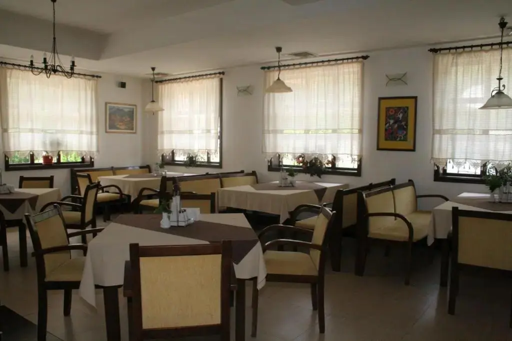 Троян: Family Hotel Bile