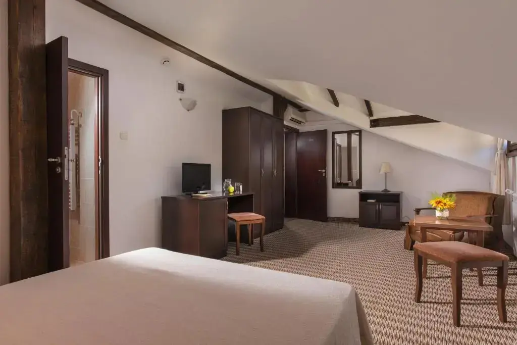 Троян: Family Hotel Bile