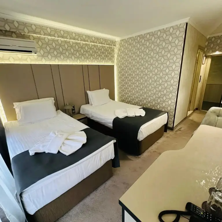 Русе: Hotel Cosmos