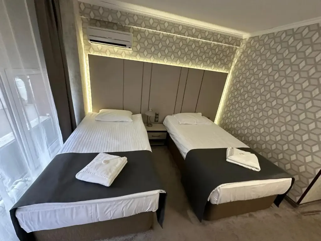 Русе: Hotel Cosmos