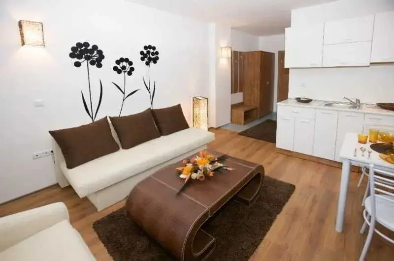 Солнечный берег: Aparthotel Sapphire