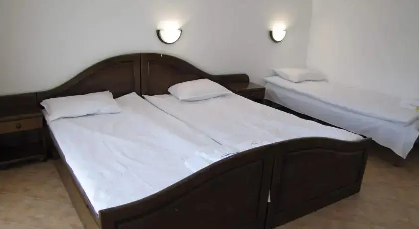 Лозенец: Hotel Feniks