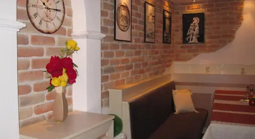 Созополь: Family Hotel Apolonia