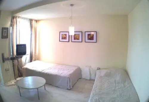 Солнечный берег: Hostel Tundja