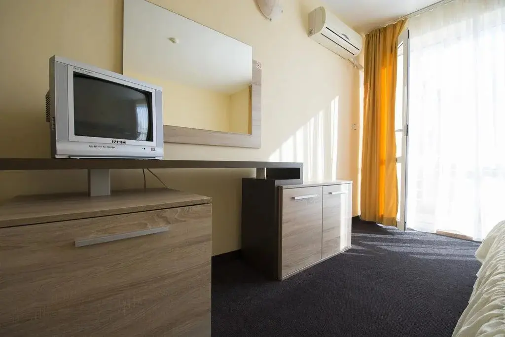 Лозенец: Hotel Damyanoff
