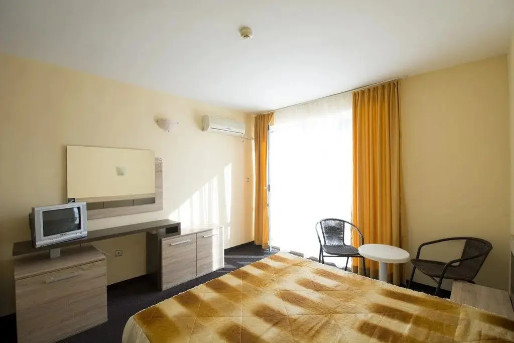 Лозенец: Hotel Damyanoff