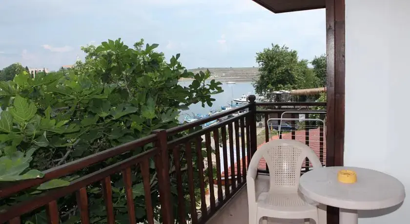 Созополь: Guest House Fotini 2
