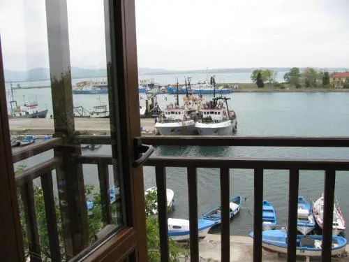 Созополь: Guest House Fotini 2