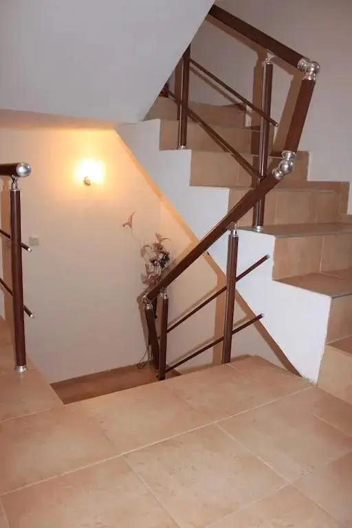 Созополь: Family Hotel Emilia