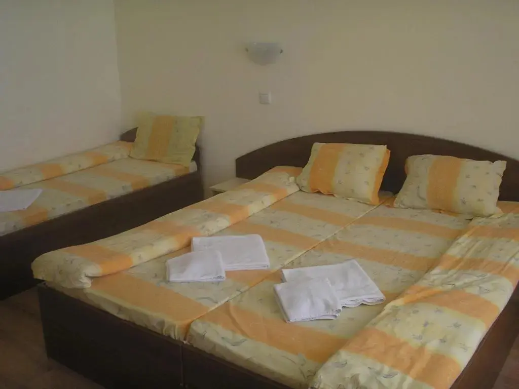 Лозенец: Hotel Ativa