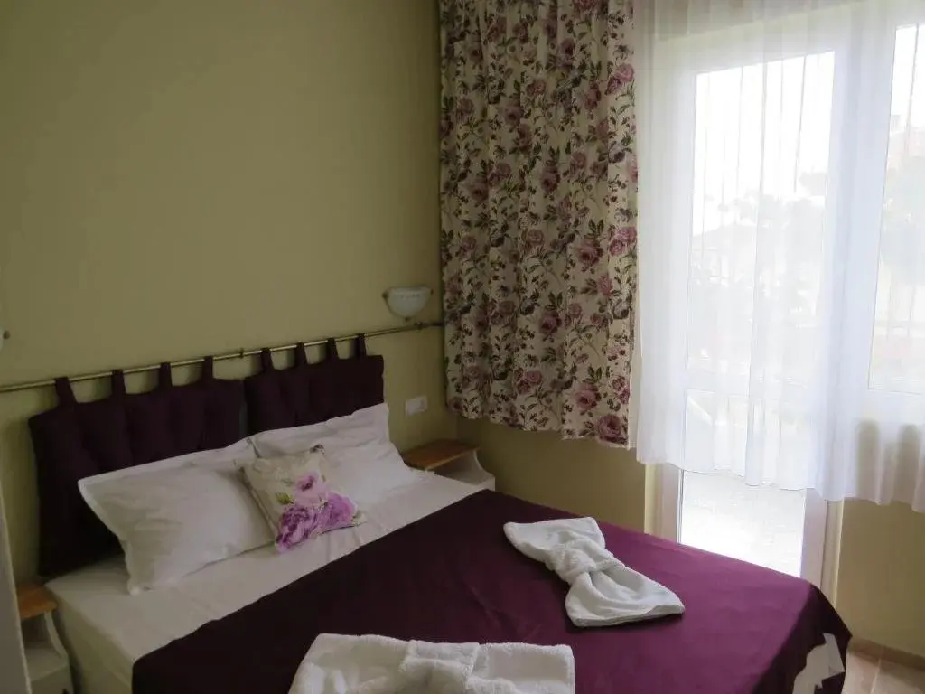 Созополь: Family Hotel Sofi