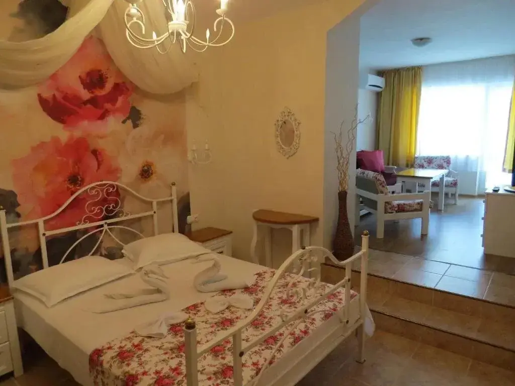 Созополь: Family Hotel Sofi