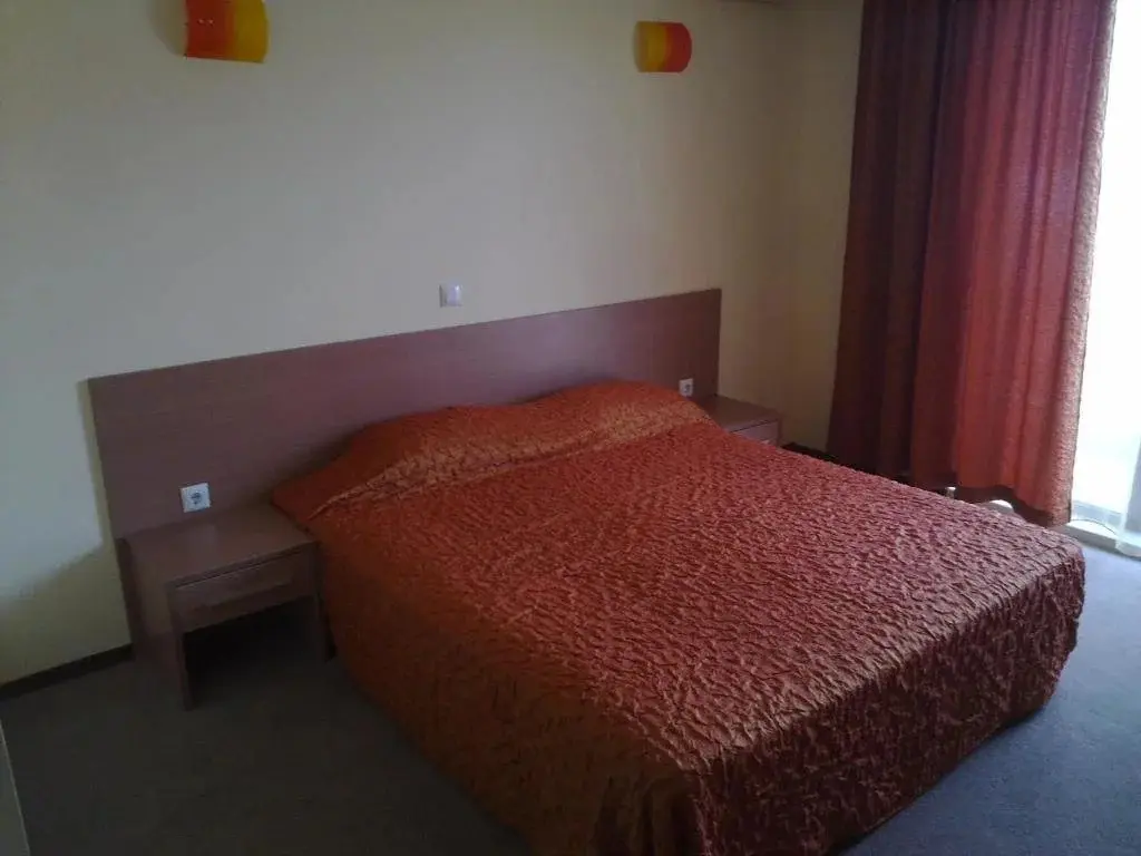 Китен: Hotel Rusalka
