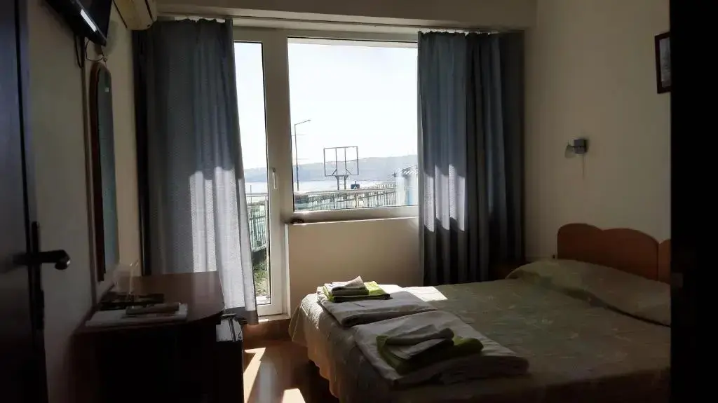 Созополь: Hotel Lozite