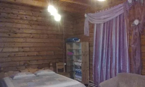 Телецкое озеро: Guest house Malenkaya strana