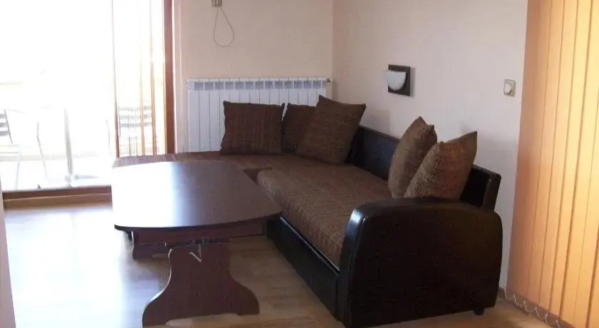 Синеморец: Family Hotel Saint George