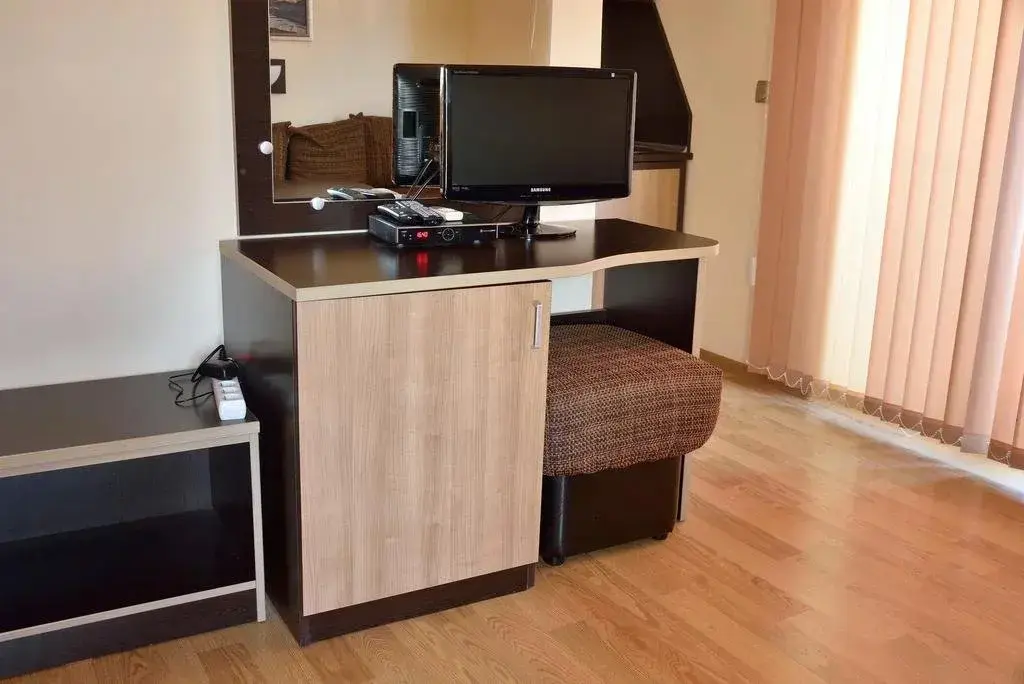 Синеморец: Family Hotel Saint George
