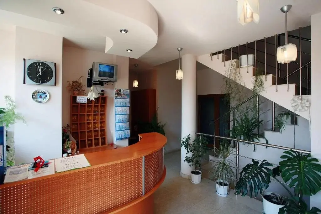 Обзор: Family Hotel Denica Obzor