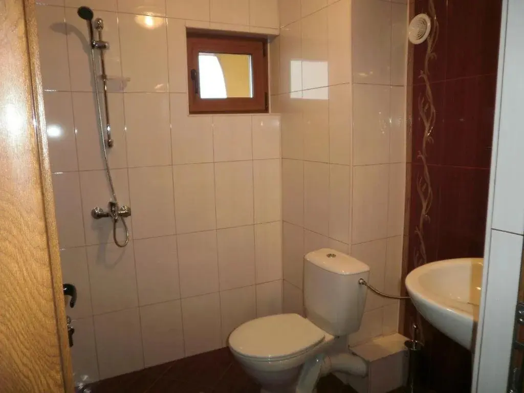 Обзор: Family Hotel Denica Obzor