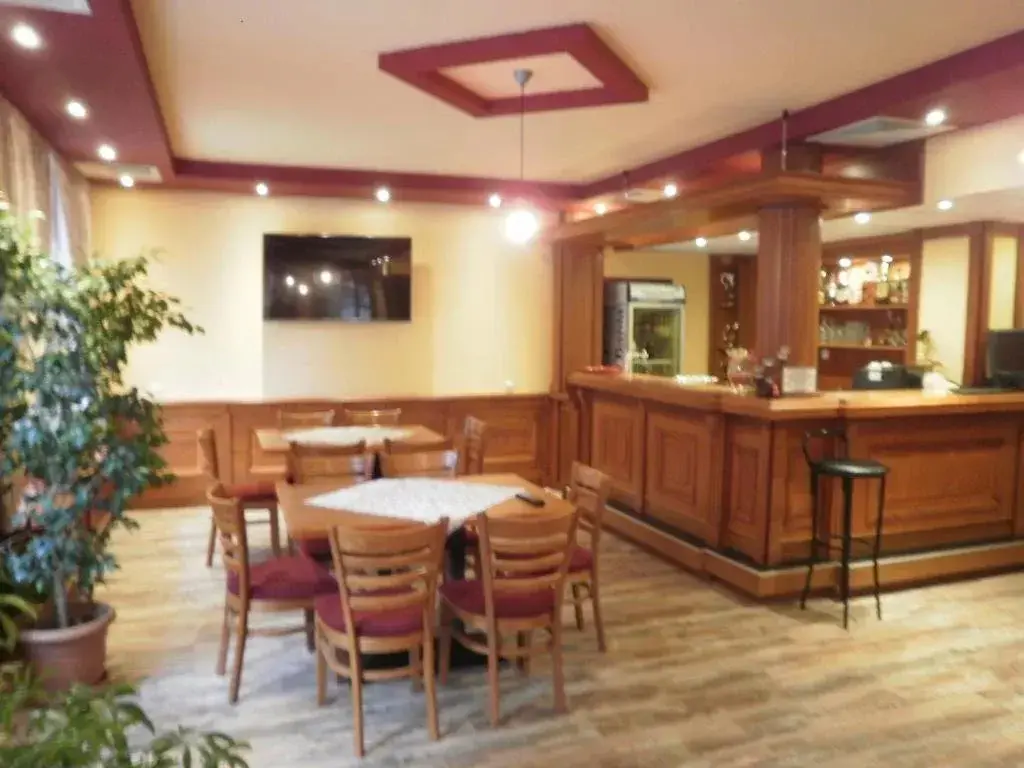 Обзор: Family Hotel Denica Obzor