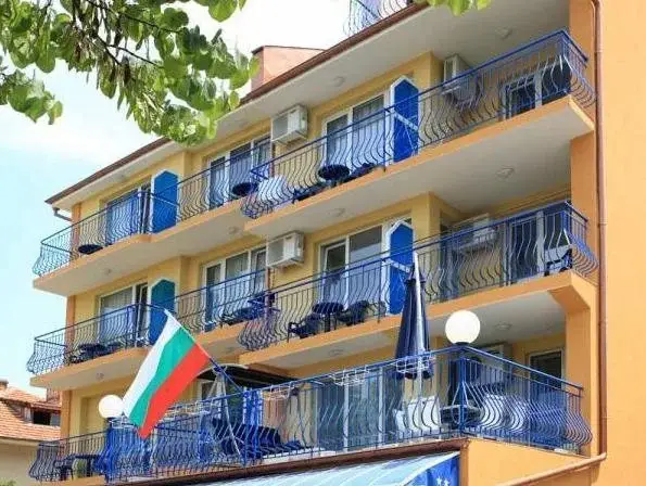 RG Hotel — фото 1