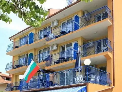 RG Hotel — фото 1