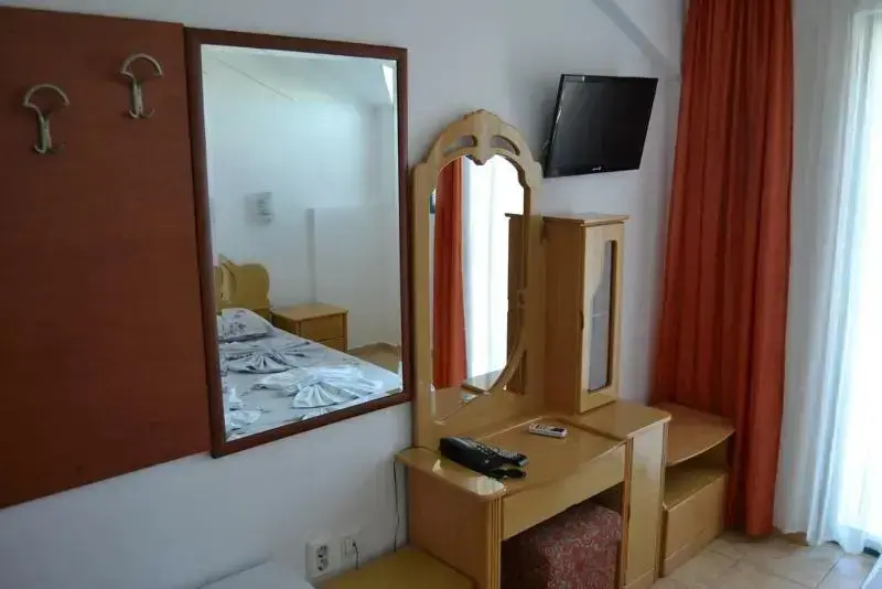 Солнечный берег: Hotel Kokiche