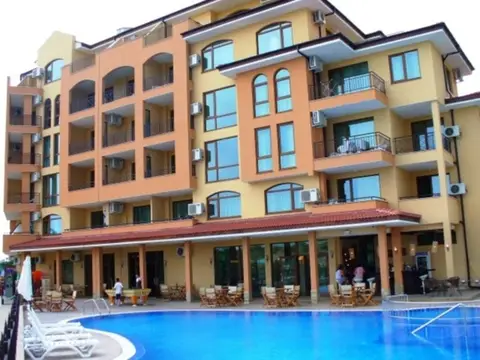 Golden Beach Aparthotel — фото 1