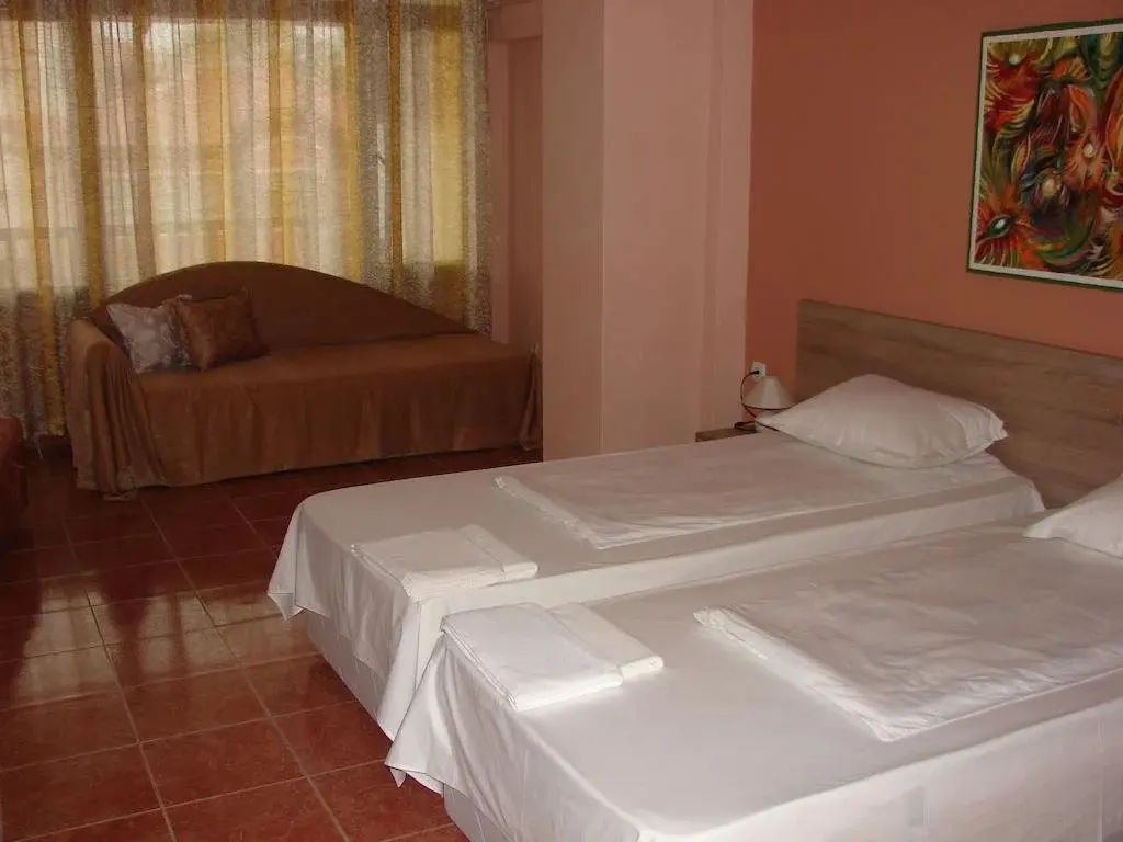 Лозенец: Guest House Starata Kushta