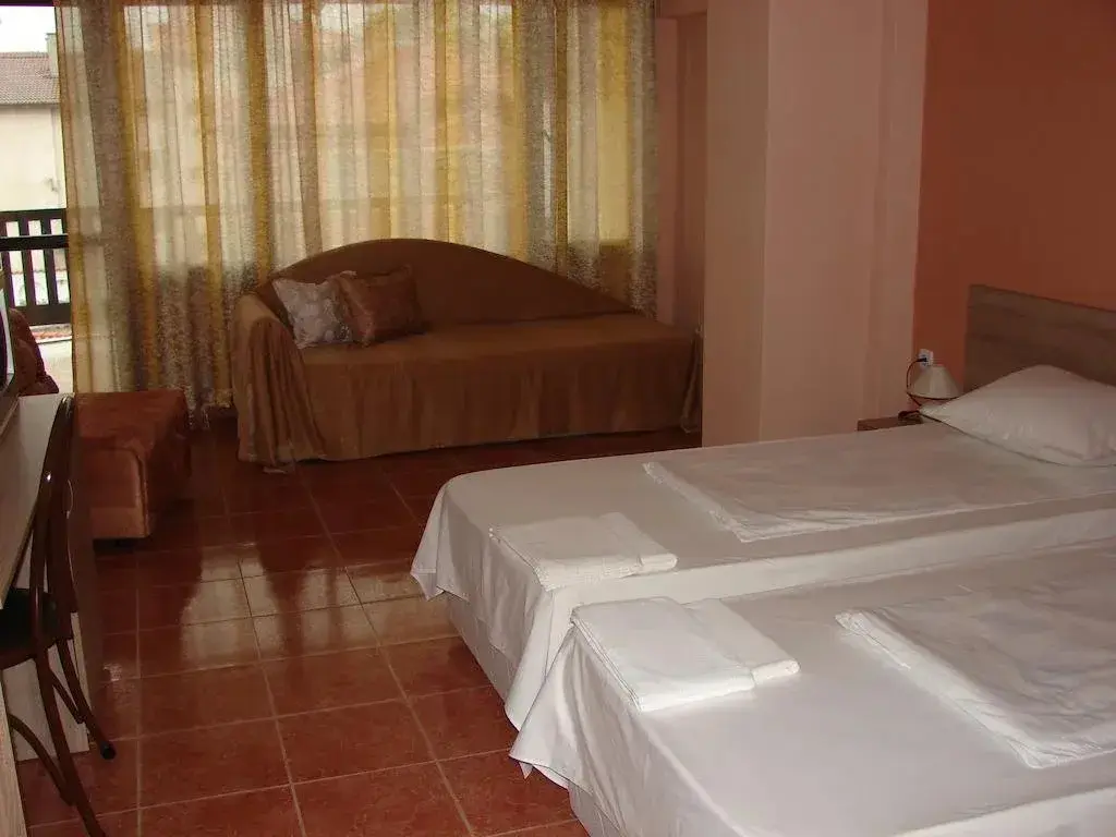 Лозенец: Guest House Starata Kushta
