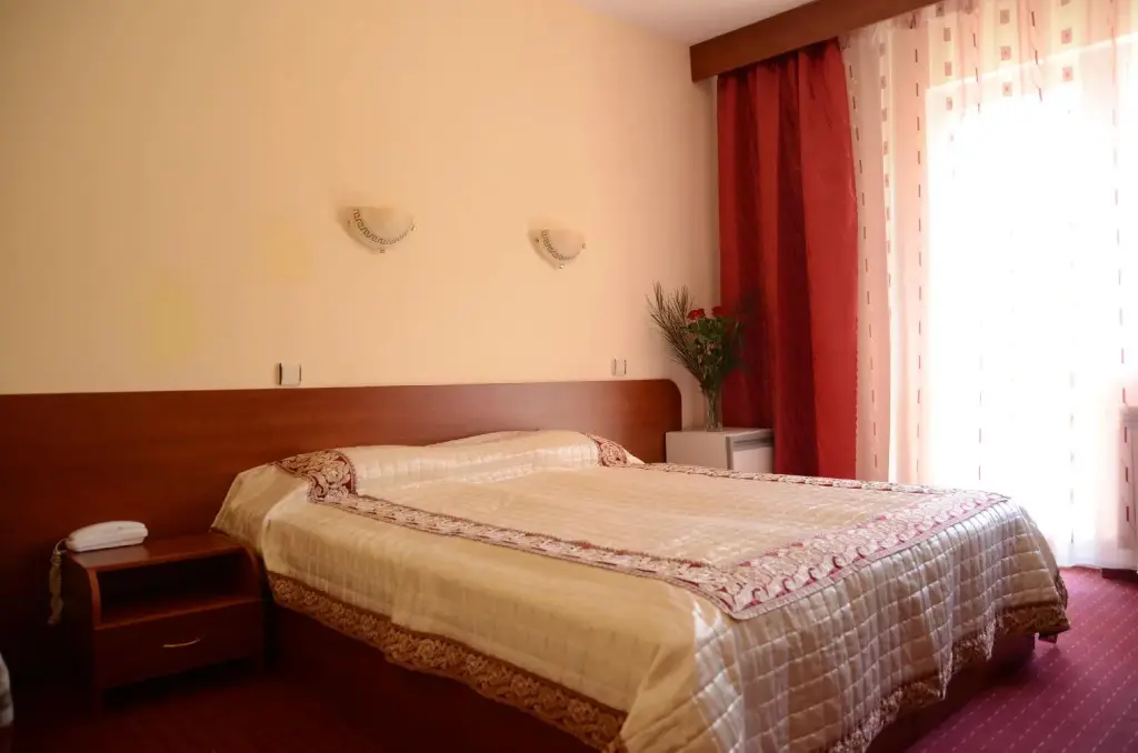 Троян: Park Hotel Ribarica